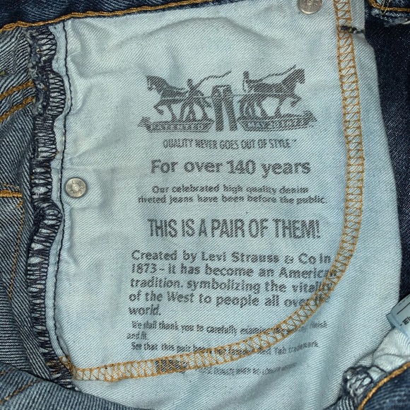 Original Levi Jean shorts NWOT - Picture 4 of 4